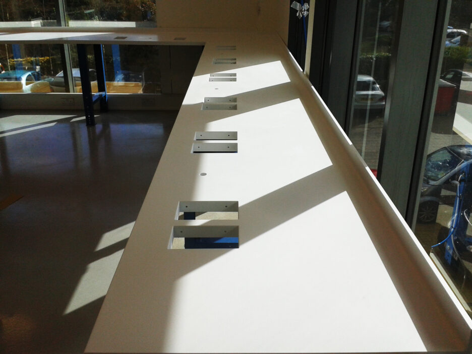 Corian® BESPOKE SERVICE & REPAIR CENTRE DESKING FOR Patek Philippe