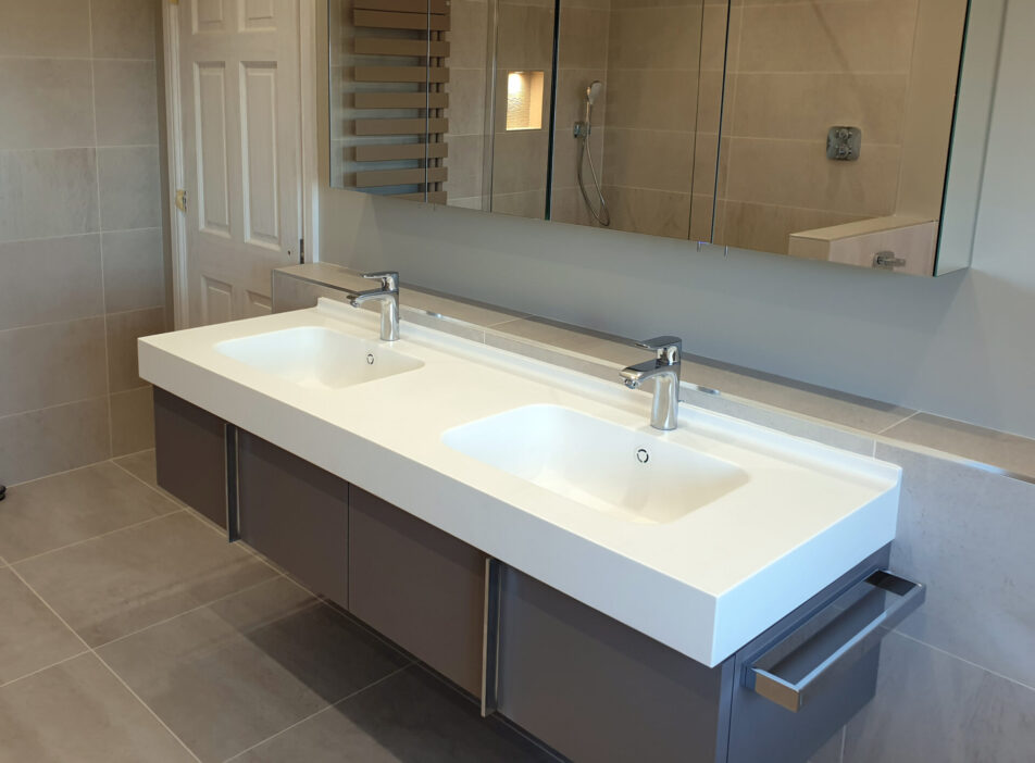 Corian® DOUBLE VANITY TOP WITH DEEP FASCIA