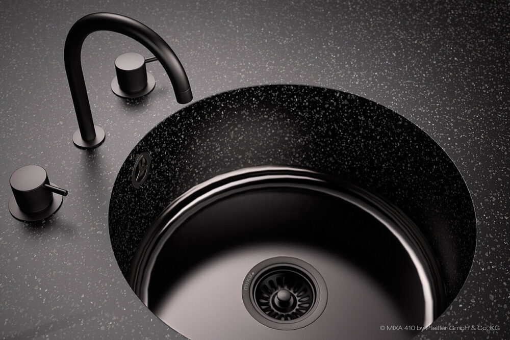 MIXA_410_enamelled_black