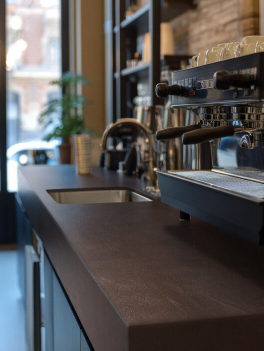 Corian® ARTISTA MOCHA