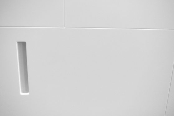 Corian® BESPOKE KITCHEN DOOR DETAIL