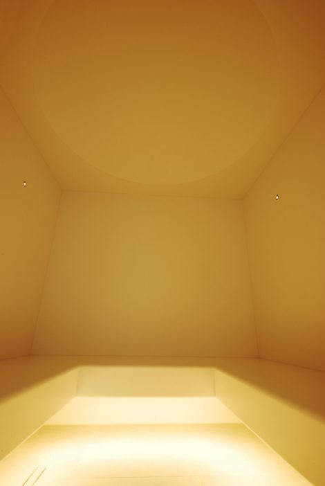 Corian® BESPOKE DOMED STEAM ROOM