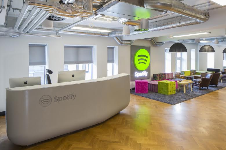 Corian Spotify Desk